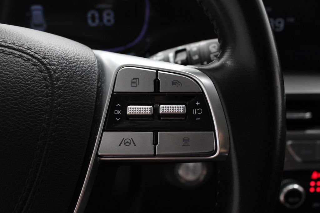 Used 2024 Kia Telluride LX FWD image 26