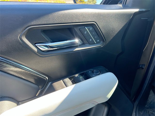 Used 2024 GMC Canyon AT4X image 24