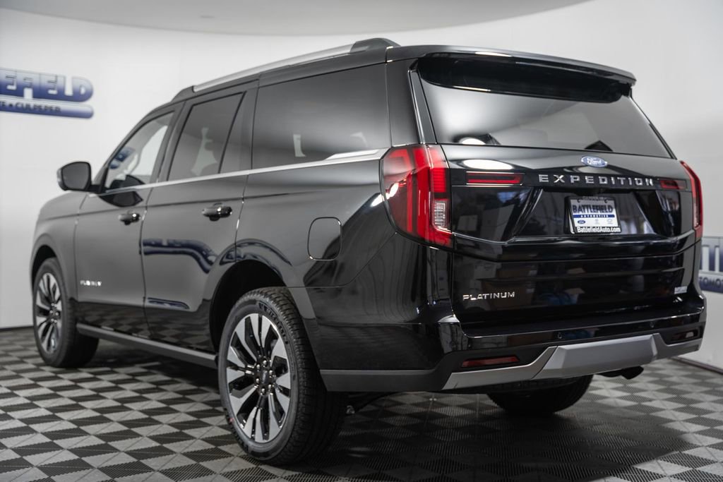 New 2026 Ford Expedition Platinum w/ Driver's Package AWD/4WD image 4