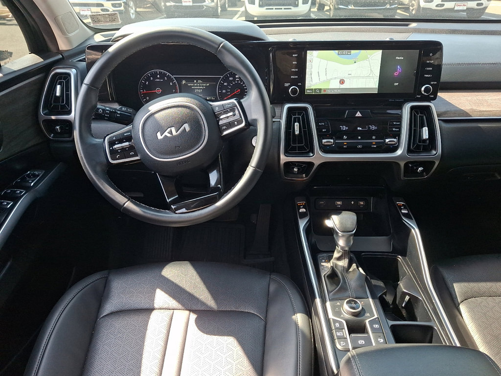 Used 2022 Kia Sorento X-Line EX image 21