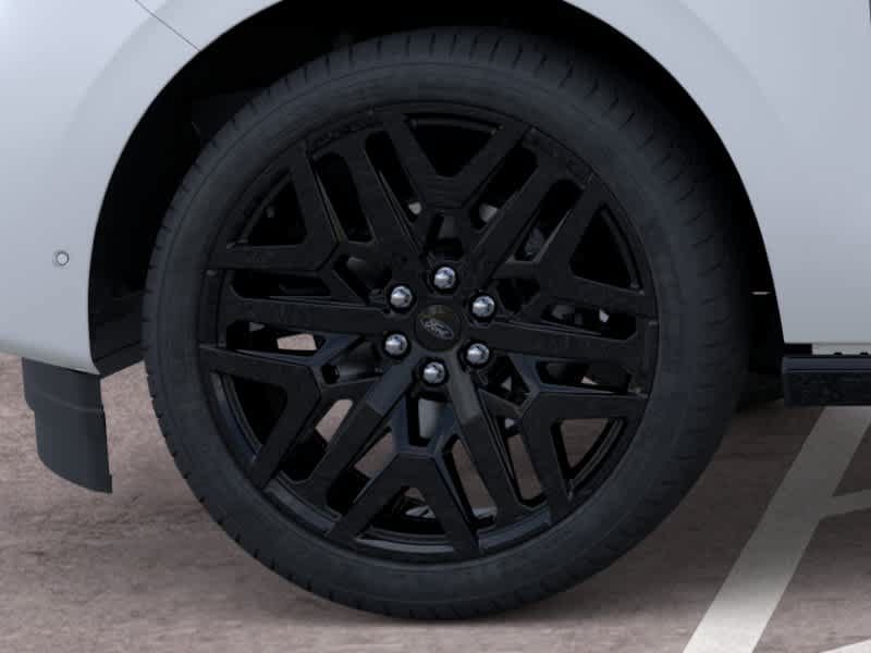 New 2026 Ford Expedition Platinum w/ Stealth Performance Package AWD/4WD image 19