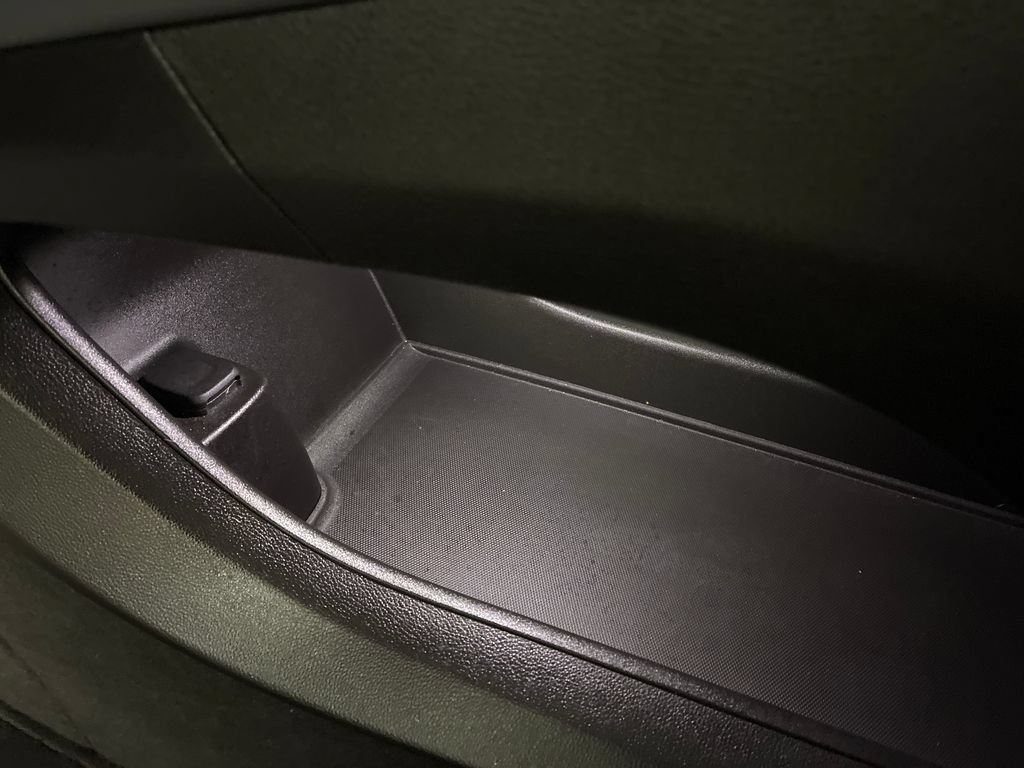 Used 2019 Buick Enclave Essence FWD image 24