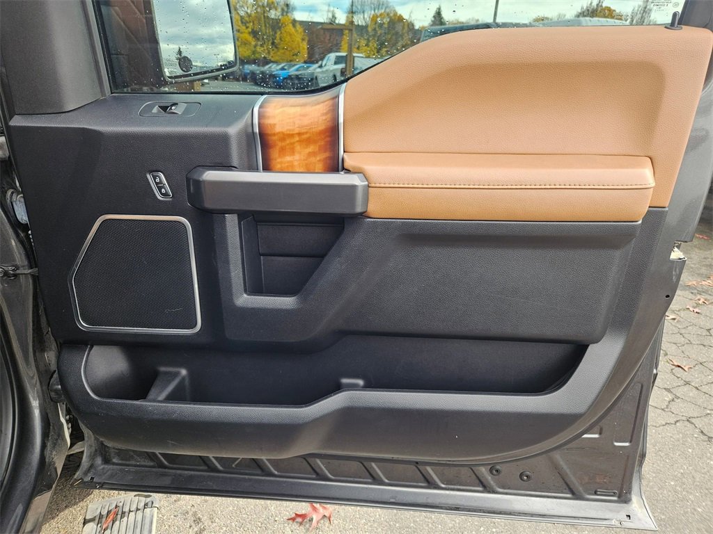 Used 2017 Ford F150 Limited w/ Trailer Tow Package image 17