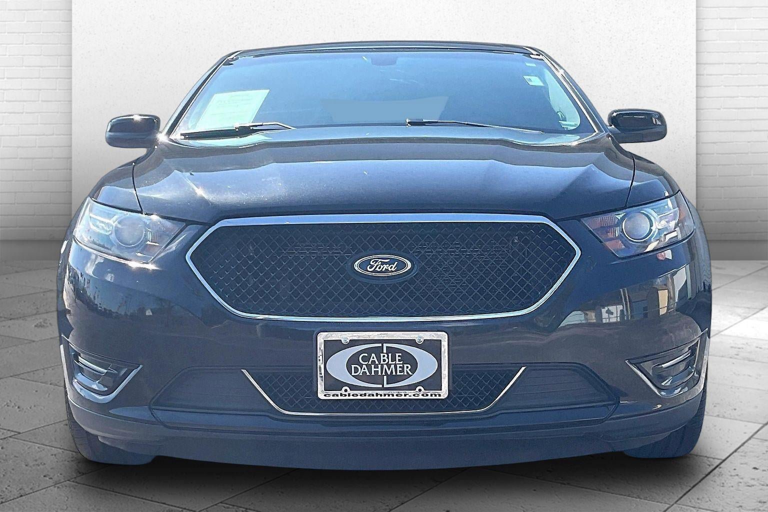 Used 2013 Ford Taurus SHO image 2