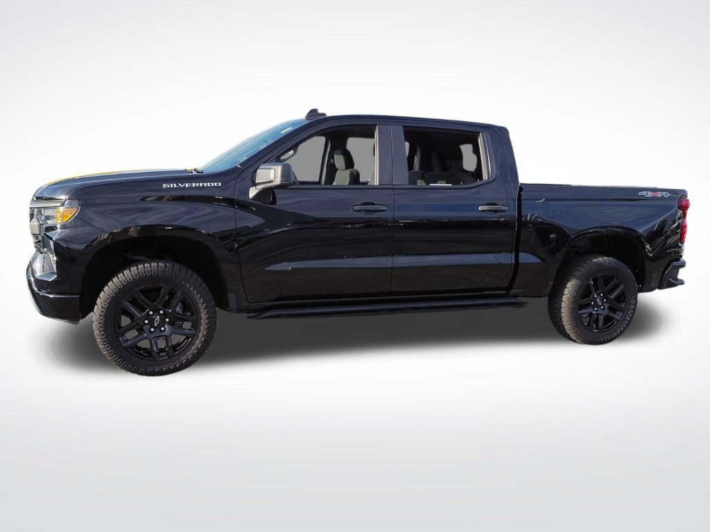 Used 2023 Chevrolet Silverado 1500 Custom AWD/4WD image 4