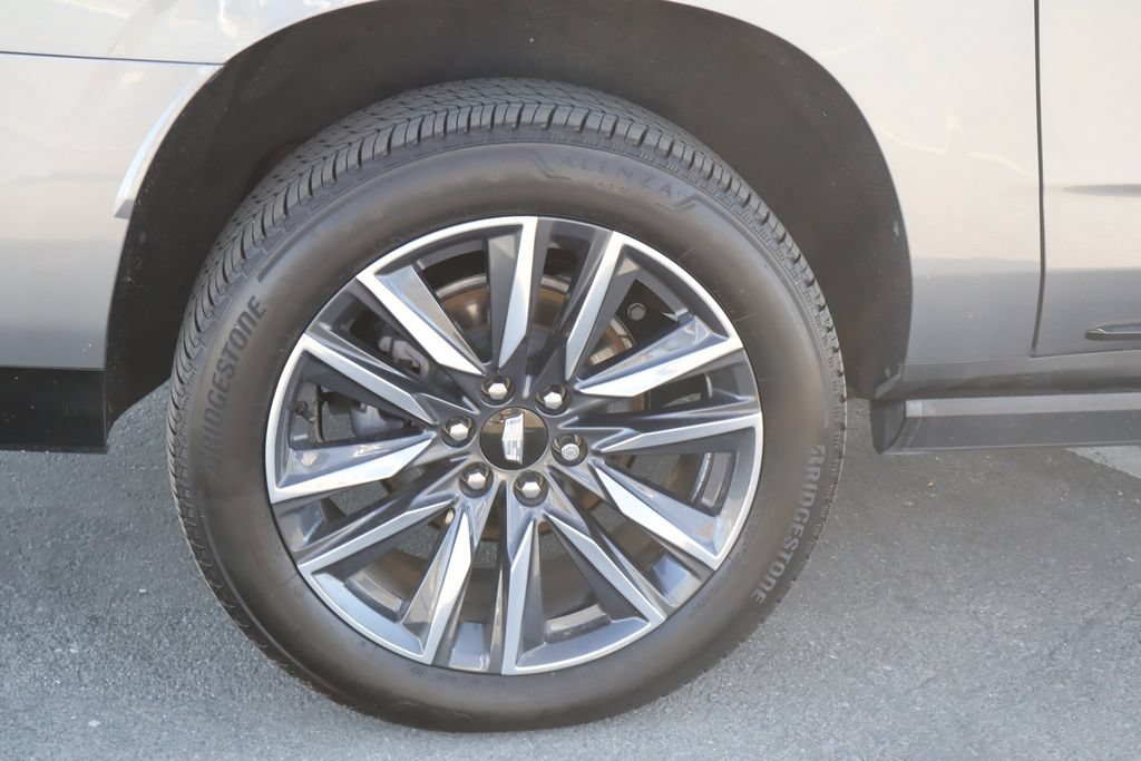 Used 2022 Cadillac Escalade ESV Sport Platinum AWD/4WD image 11