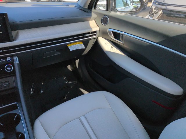 New 2026 Hyundai Sonata SEL FWD image 16