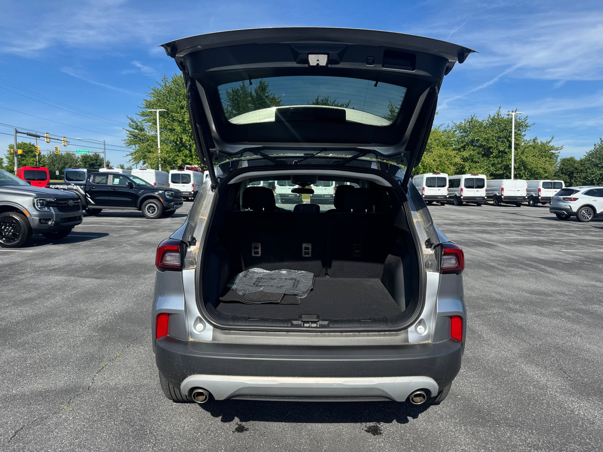 Certified 2024 Ford Escape Active AWD/4WD image 9