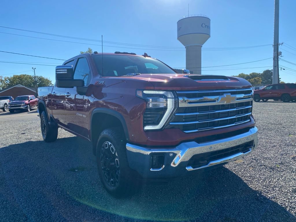 New 2026 Chevrolet Silverado 2500 LTZ w/ LTZ Premium Package AWD/4WD image 1