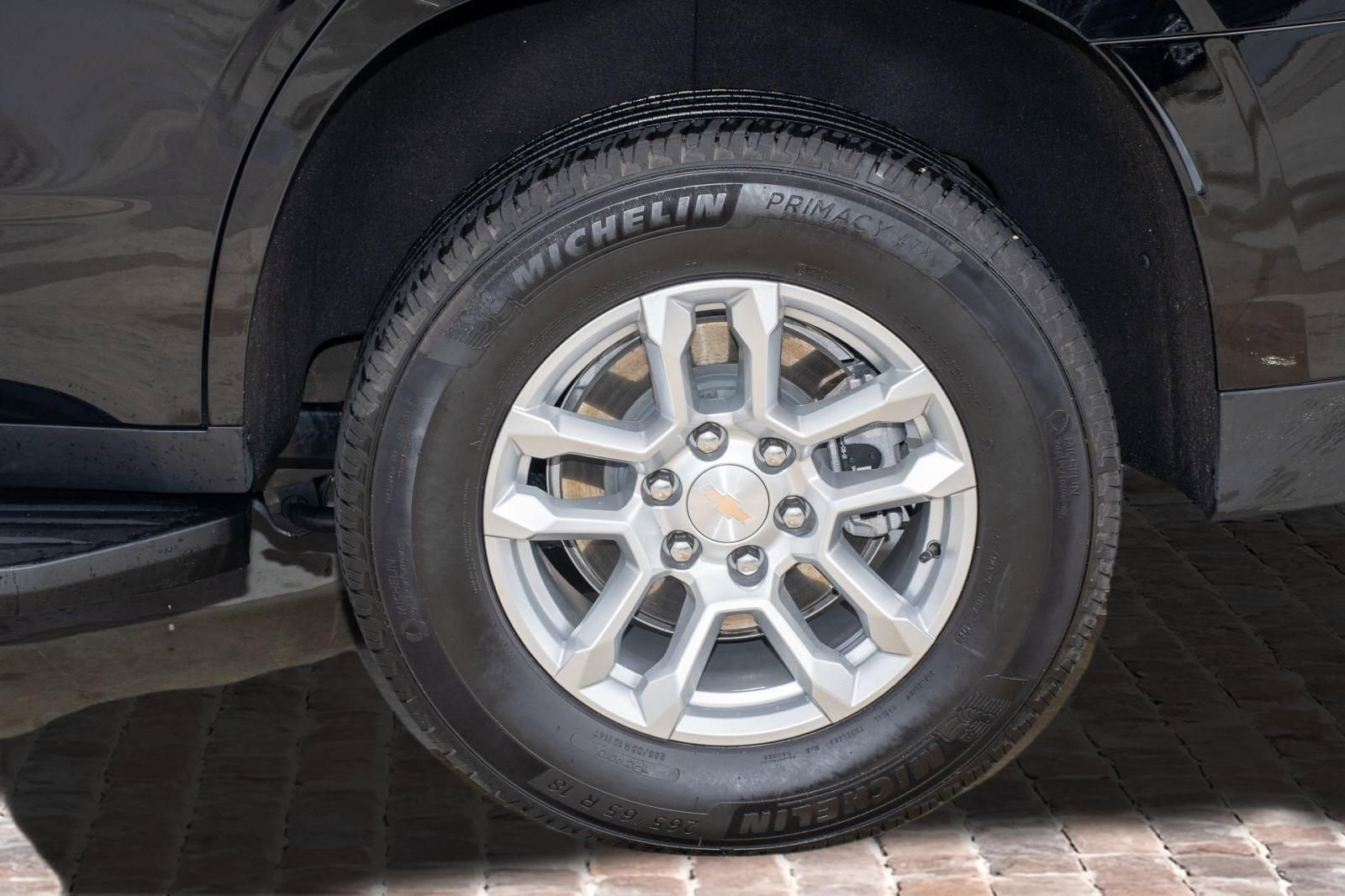 Used 2025 Chevrolet Tahoe LT AWD/4WD image 41