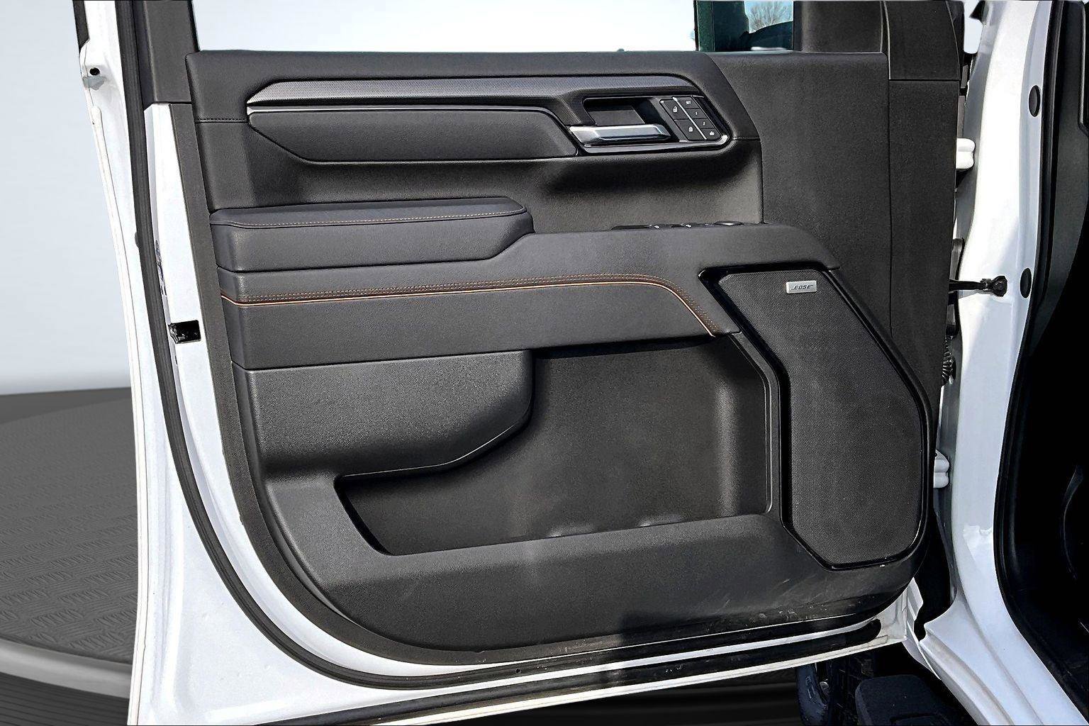 Used 2025 GMC Sierra 3500 AT4 w/ AT4 Premium Plus Package image 25