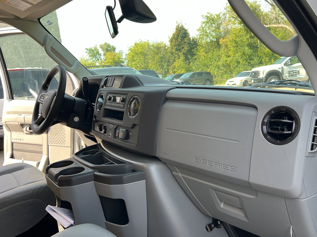 New 2026 Ford E-350 and Econoline 350 Super Duty w/ Power Equipment Group image 23