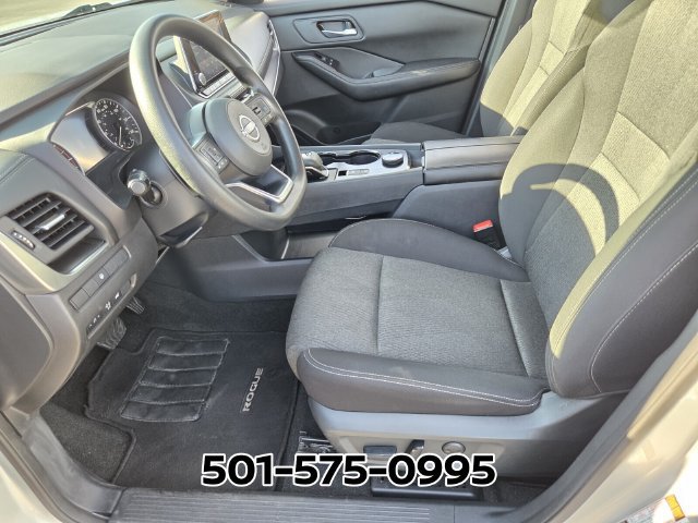 Used 2024 Nissan Rogue SV AWD/4WD image 10