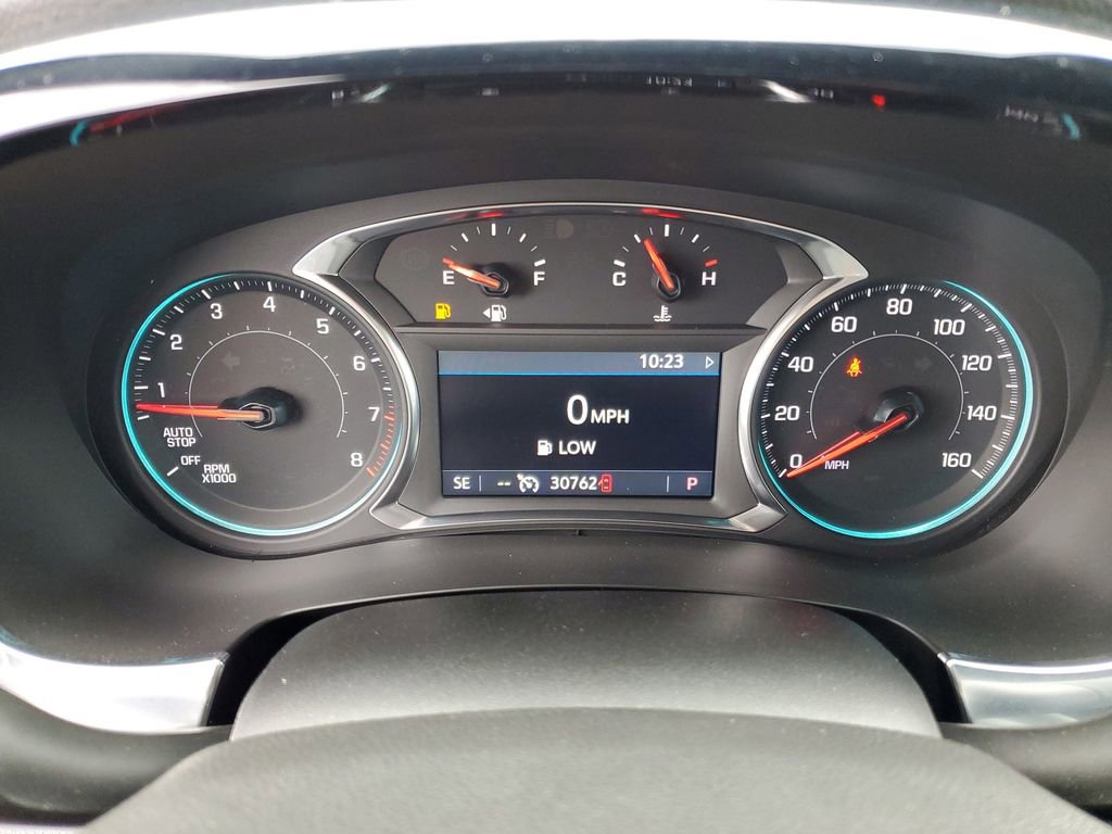 Used 2023 Chevrolet Traverse LT image 11