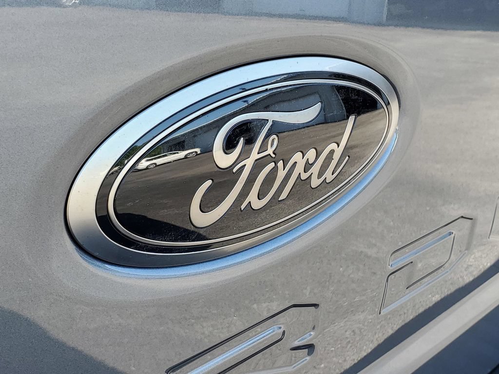 New 2026 Ford F350 Lariat w/ Black Appearance Package AWD/4WD image 26