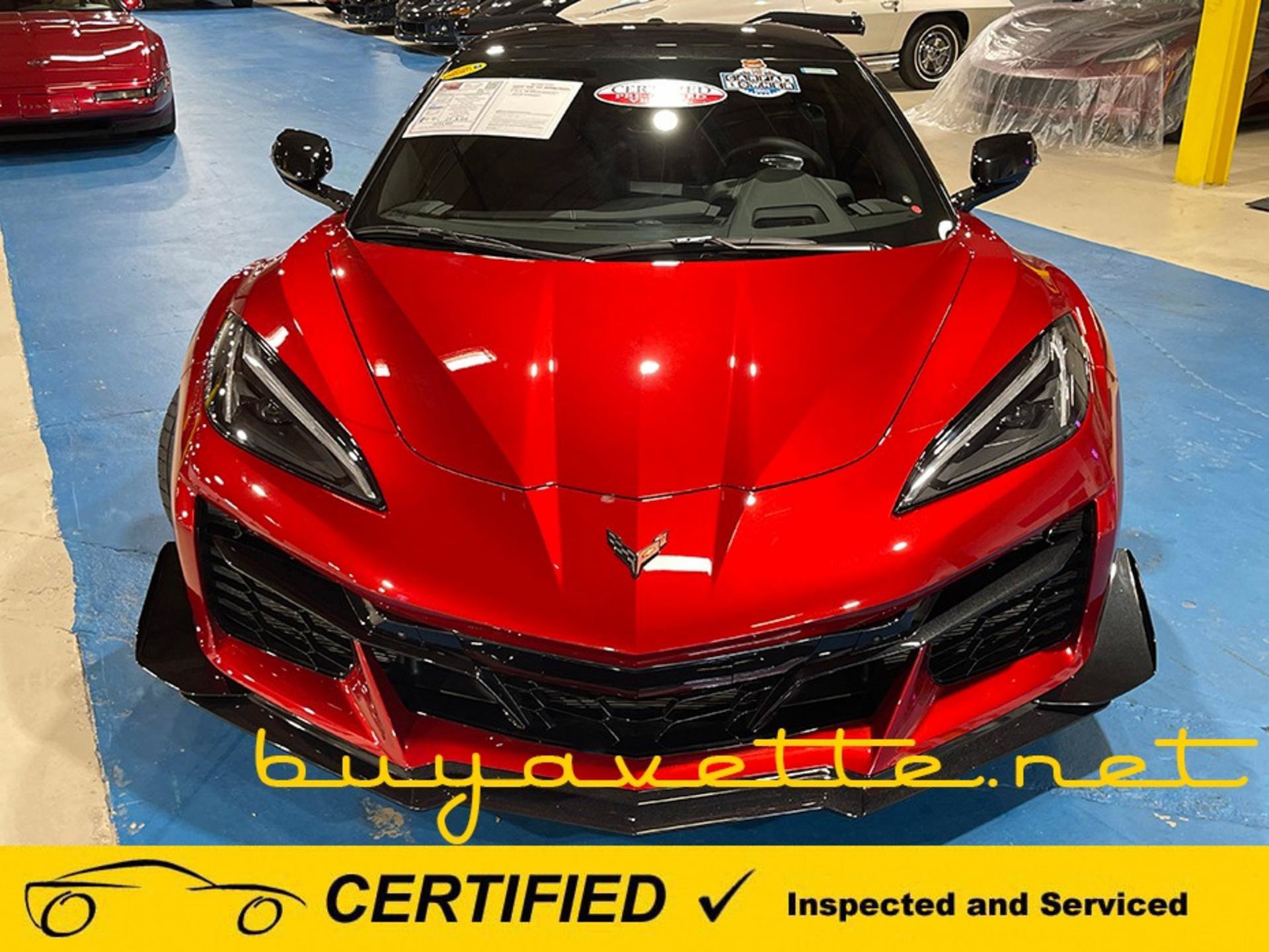 Used 2025 Chevrolet Corvette Z06 w/ Stealth Interior Trim Package RWD image 6