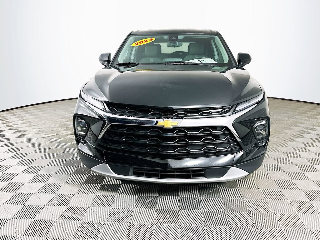 Used 2023 Chevrolet Blazer LT FWD image 4