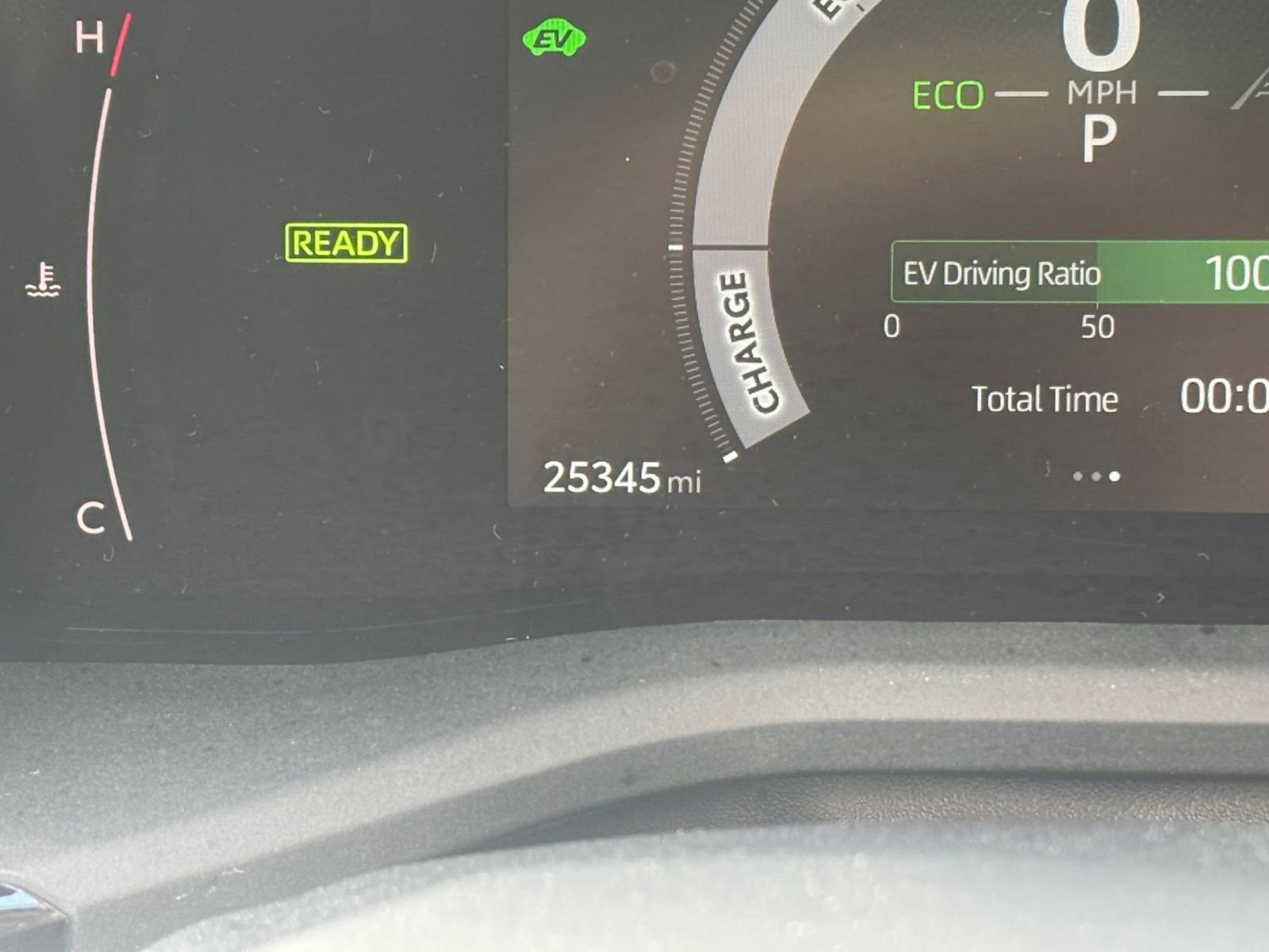 Used 2025 Toyota Camry LE image 39