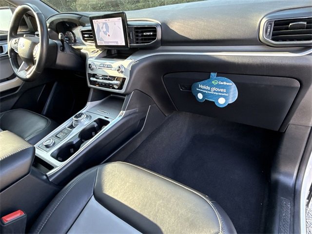 Used 2022 Ford Explorer XLT w/ Equipment Group 202A image 28