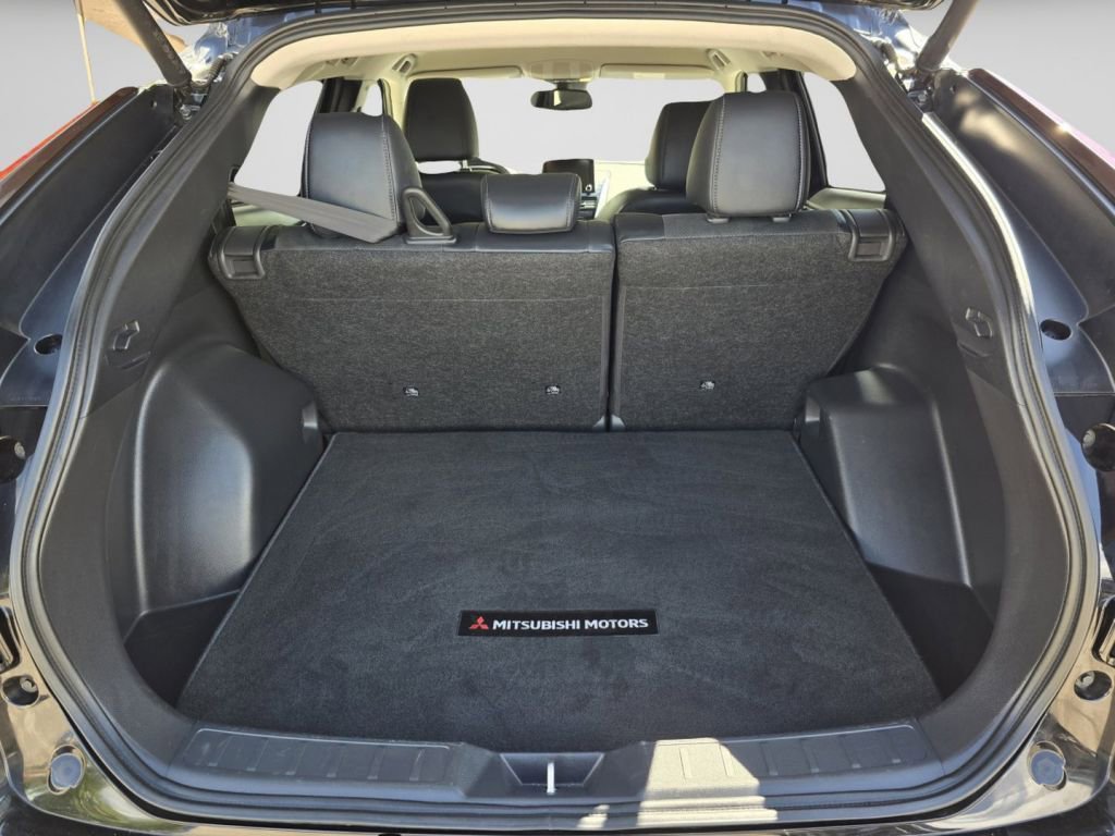 Used 2025 Mitsubishi Eclipse Cross SE AWD/4WD image 27