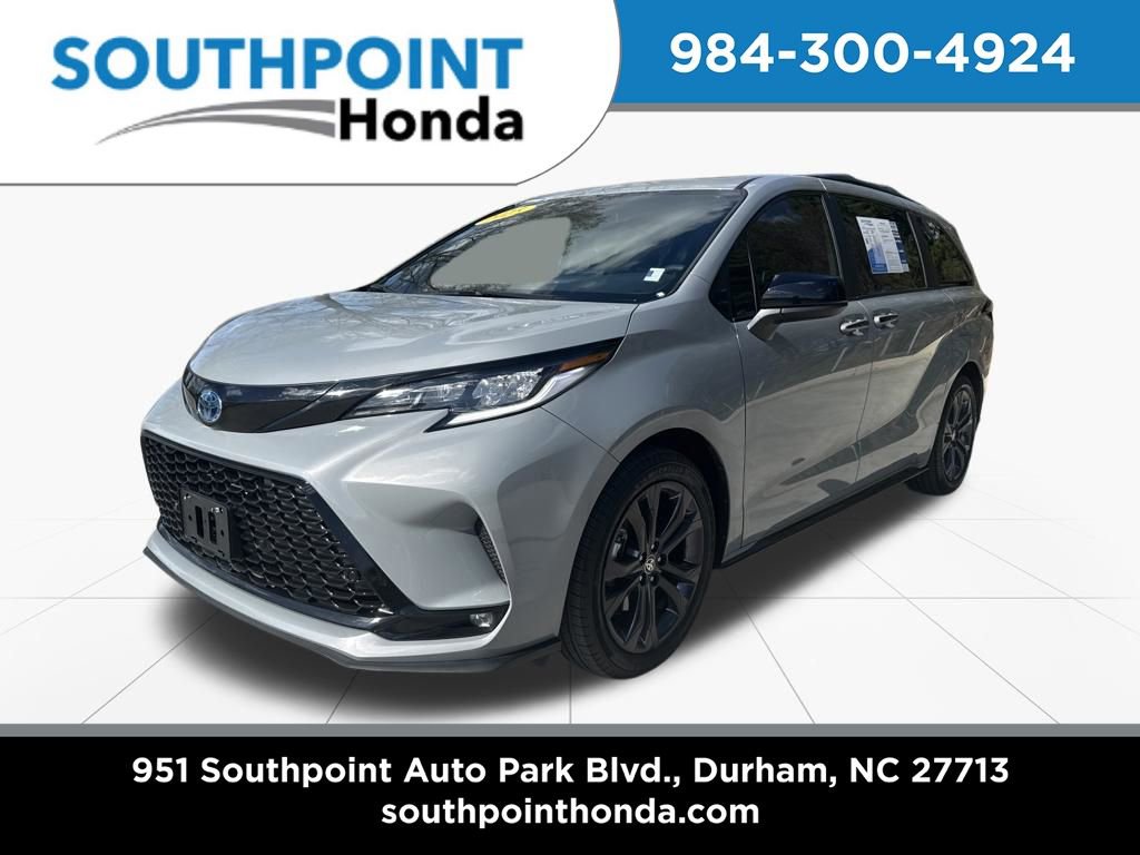 Used 2025 Toyota Sienna XSE w/ XSE Plus Package video 3