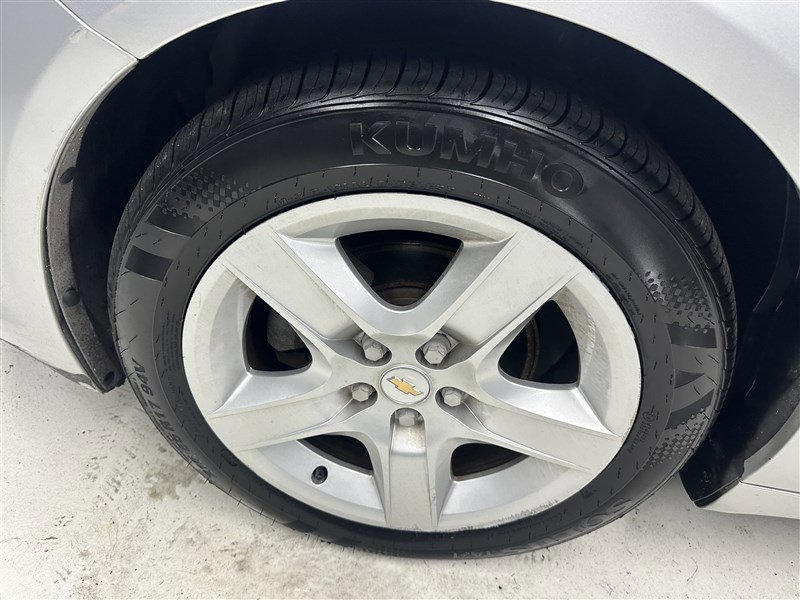 Used 2010 Chevrolet Malibu LS image 14