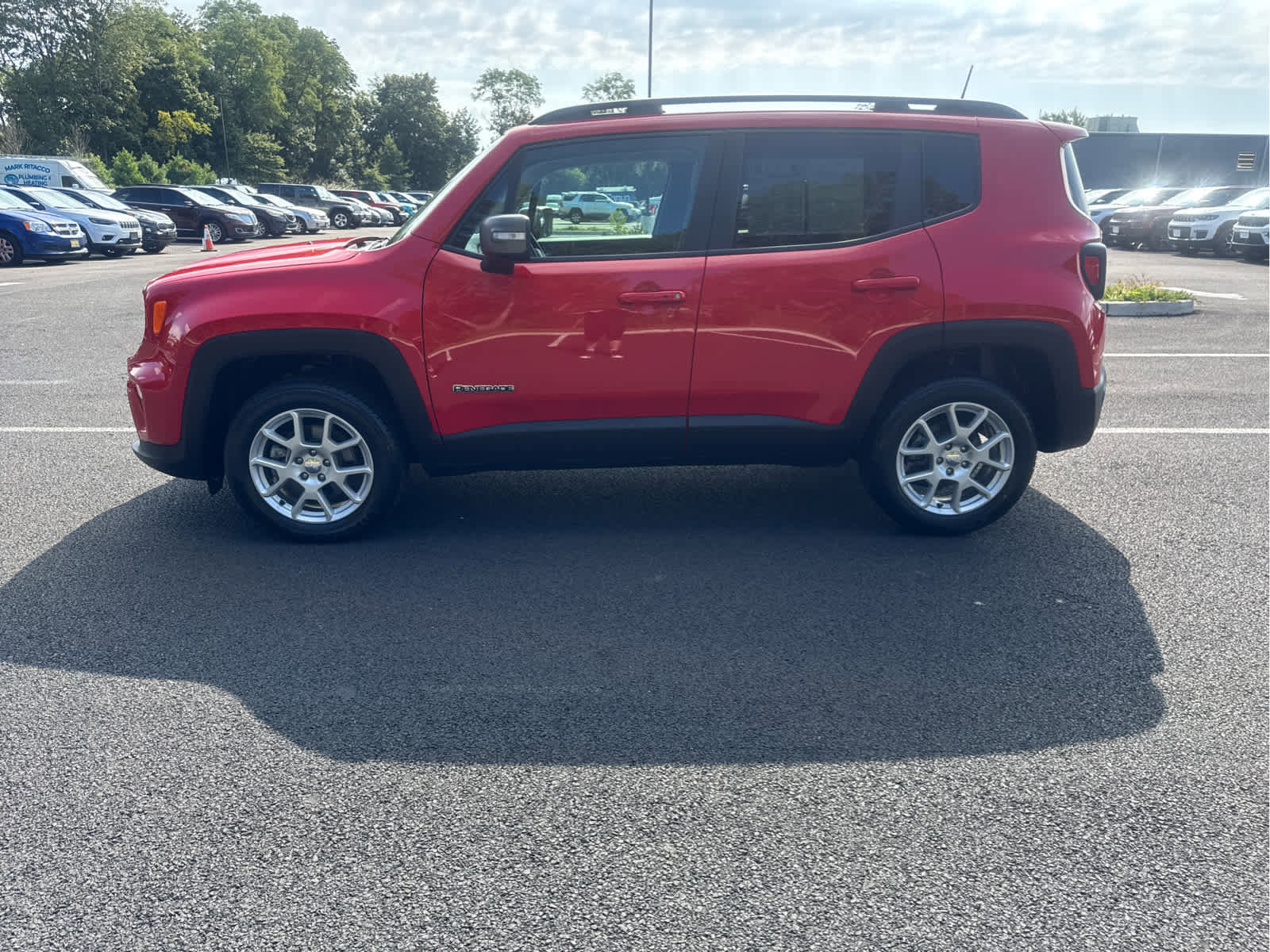 Certified 2021 Jeep Renegade Limited w/ Sun & Sound Group image 6