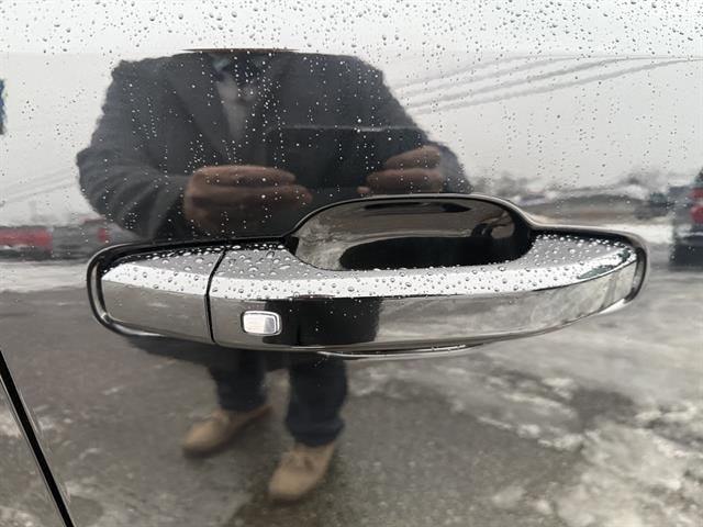 Used 2024 Chevrolet Colorado Z71 w/ Advanced Trailering Package image 17