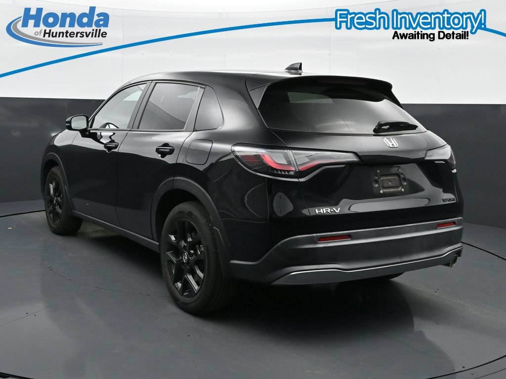 Used 2024 Honda HR-V Sport image 8