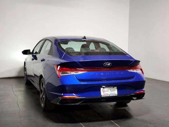 Used 2022 Hyundai Elantra SEL w/ Convenience + Premium Package FWD image 27