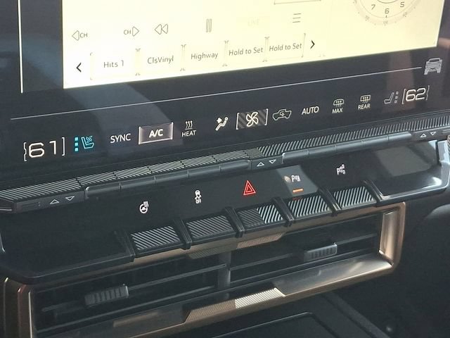 Used 2025 GMC Hummer EV 3X AWD/4WD image 14