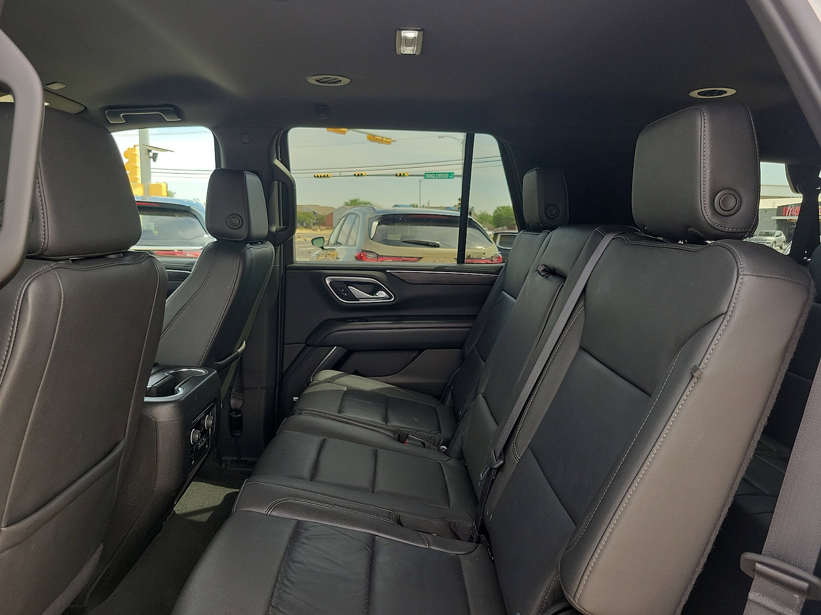 Used 2024 Chevrolet Tahoe LT AWD/4WD image 13
