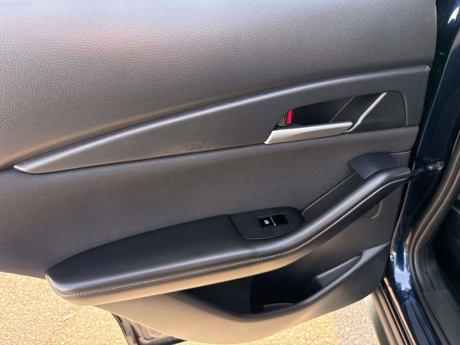 Certified 2025 MAZDA CX-30 AWD 2.5 S image 10