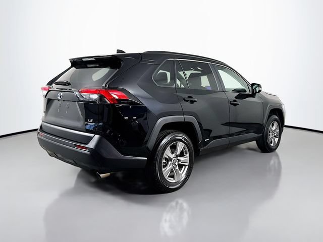 Certified 2024 Toyota RAV4 LE AWD/4WD image 8