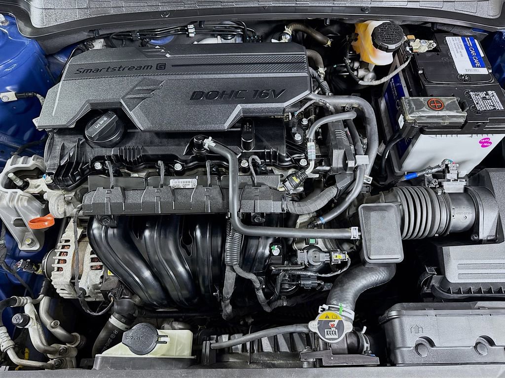 Certified 2021 Hyundai Elantra SEL w/ Convenience Package image 31