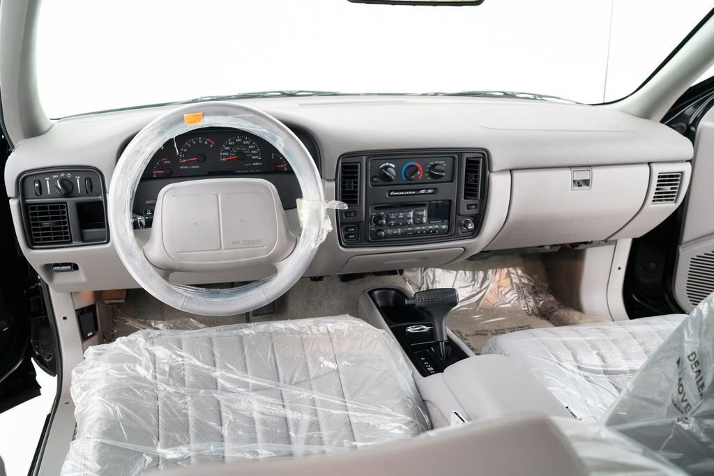 Used 1996 Chevrolet Impala SS image 12