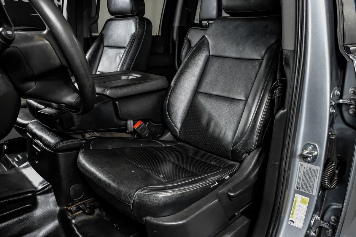 Used 2024 Chevrolet Silverado 3500 W/T AWD/4WD image 28