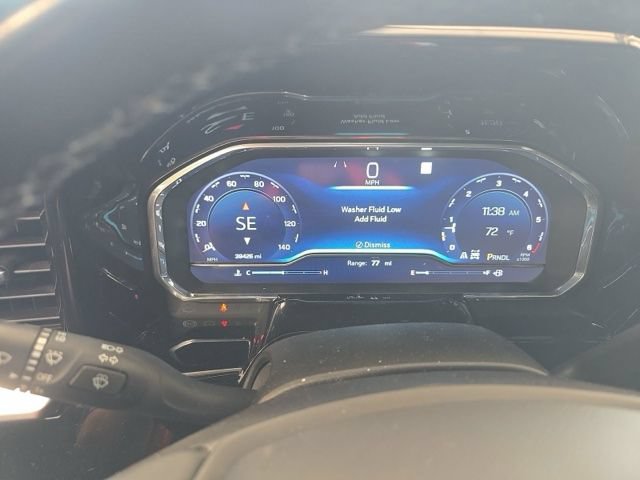 Used 2023 Chevrolet Silverado 1500 LT AWD/4WD image 11