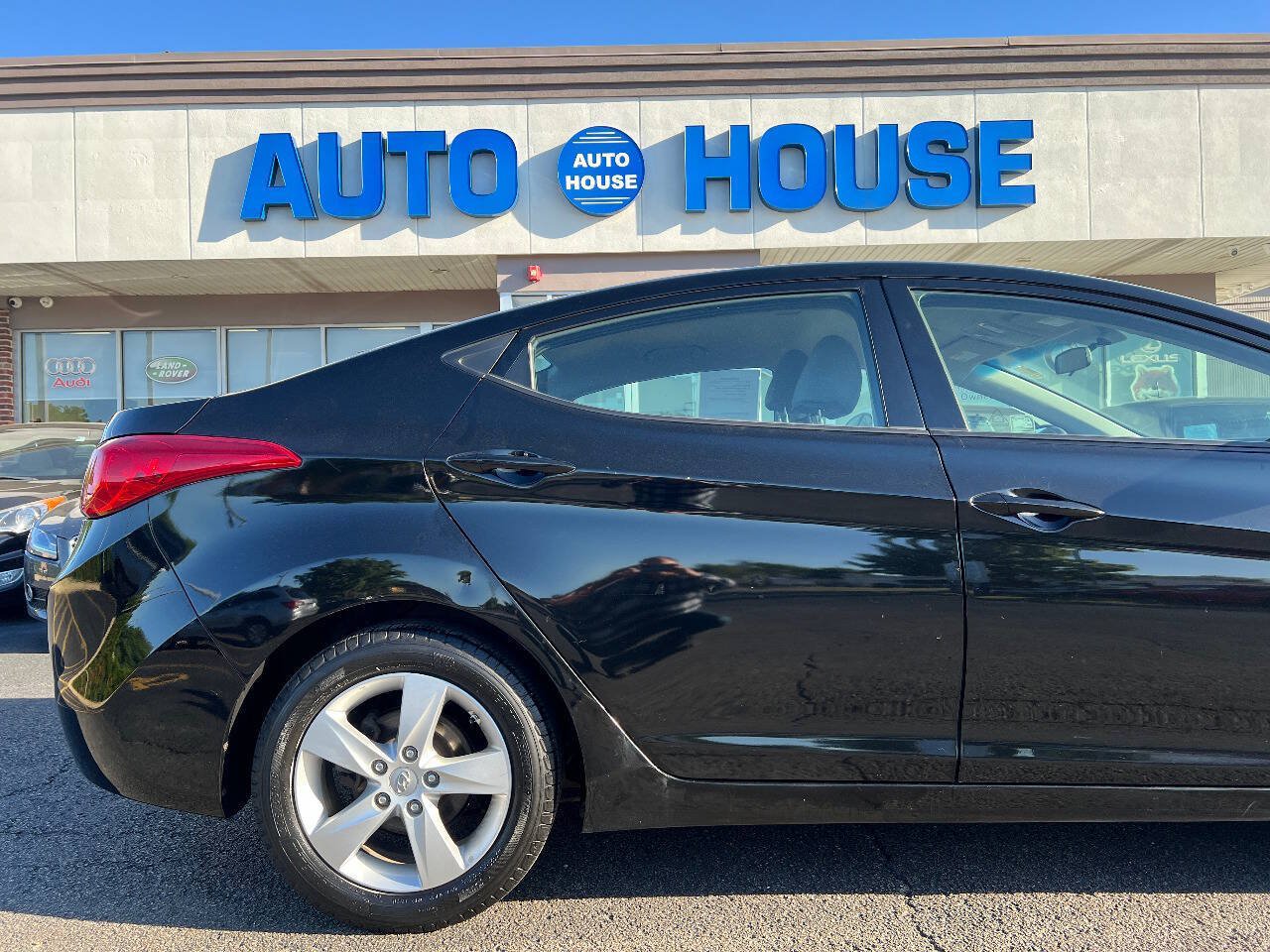 Used 2013 Hyundai Elantra GLS w/ Preferred Pkg FWD image 37