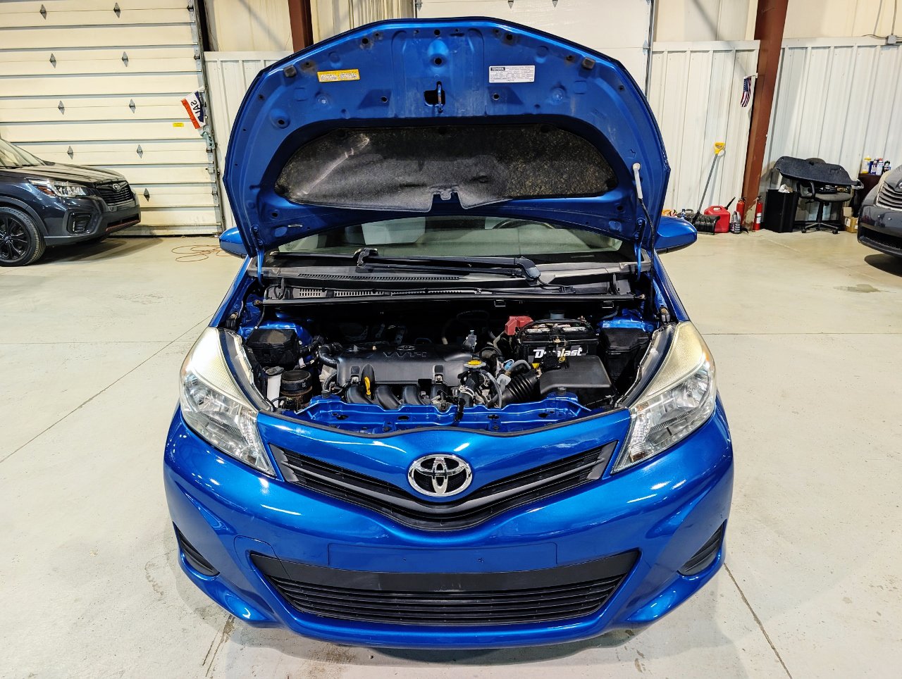 Used 2014 Toyota Yaris LE FWD image 39