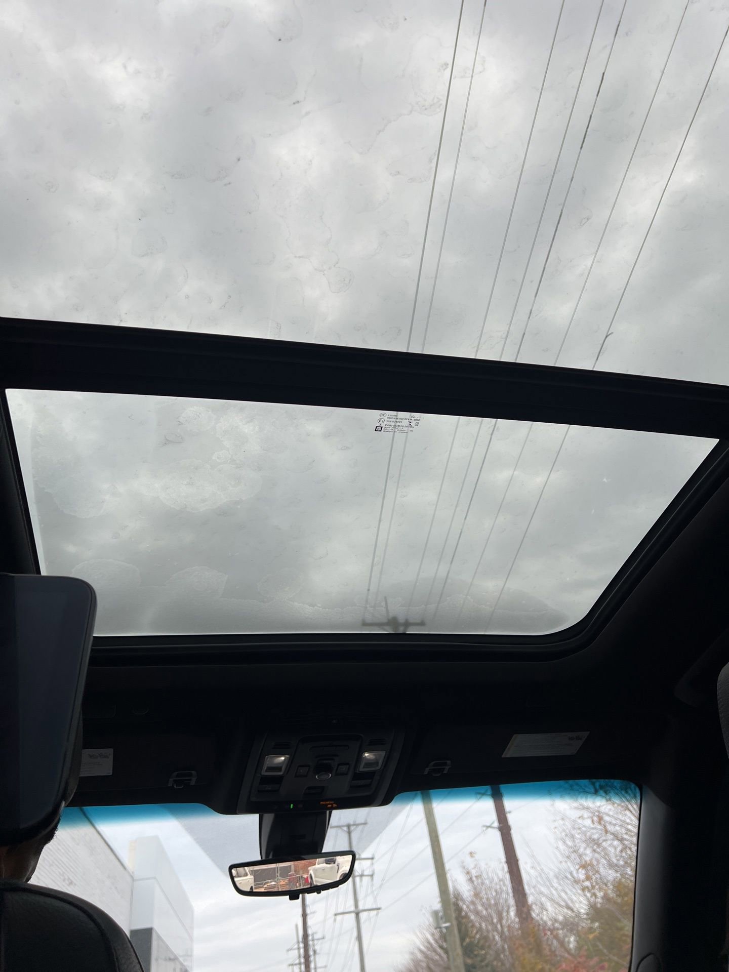 Used 2021 GMC Yukon XL Denali w/ Denali Premium Package image 13