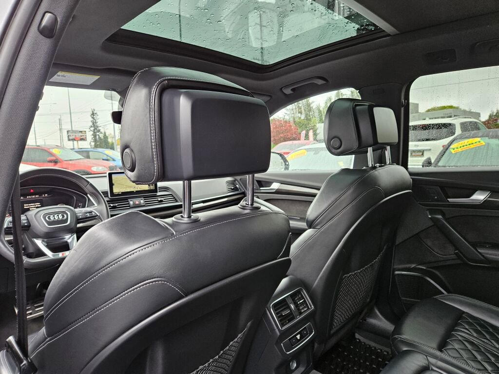 Used 2018 Audi SQ5 Prestige w/ Prestige Package AWD/4WD image 15