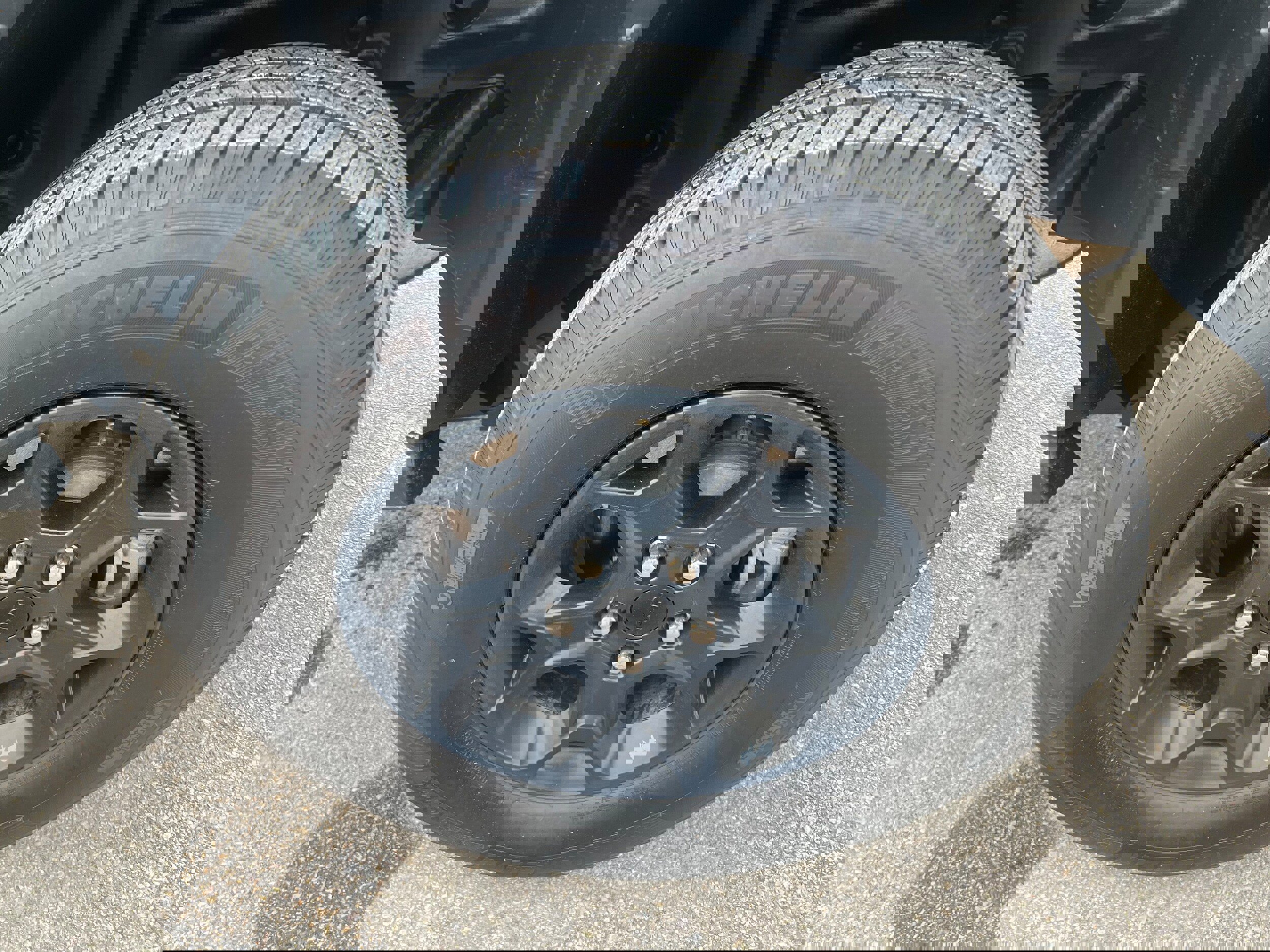 Used 2023 Jeep Wrangler Unlimited w/ Cold Weather Group image 9