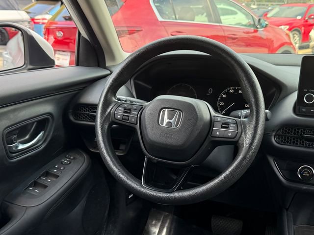 Used 2023 Honda HR-V LX image 15