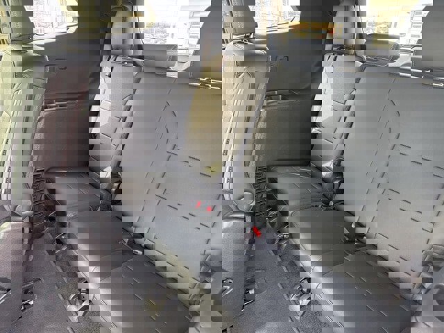 Used 2025 Buick Enclave Preferred image 9