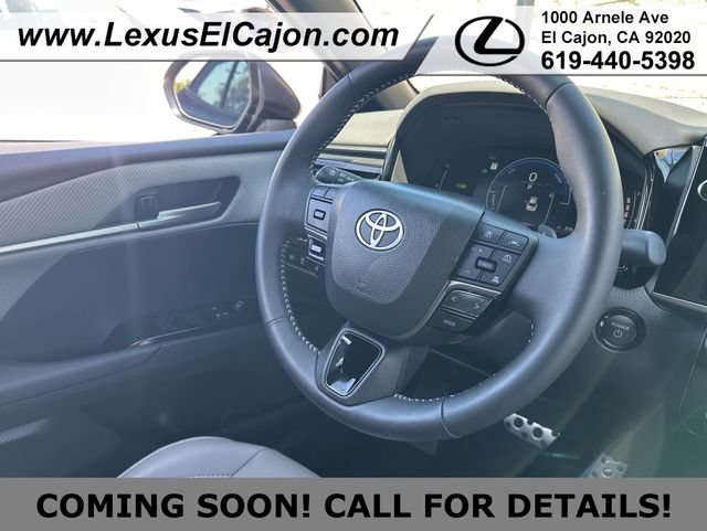 Used 2026 Toyota Camry SE w/ Multimedia Upgrade Package FWD image 8