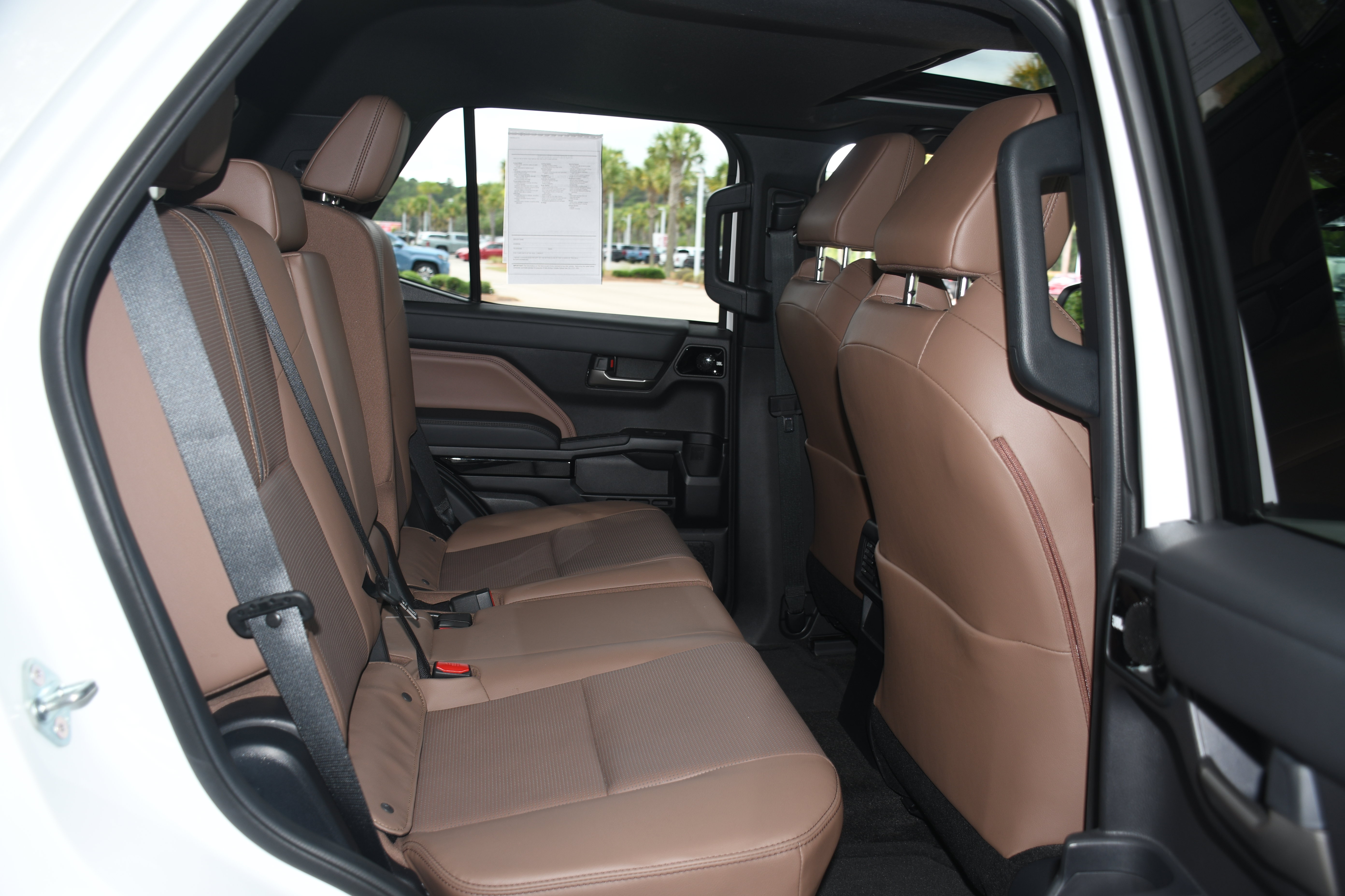 Certified 2025 Toyota 4Runner Limited w/ Tow Technology Package AWD/4WD image 20