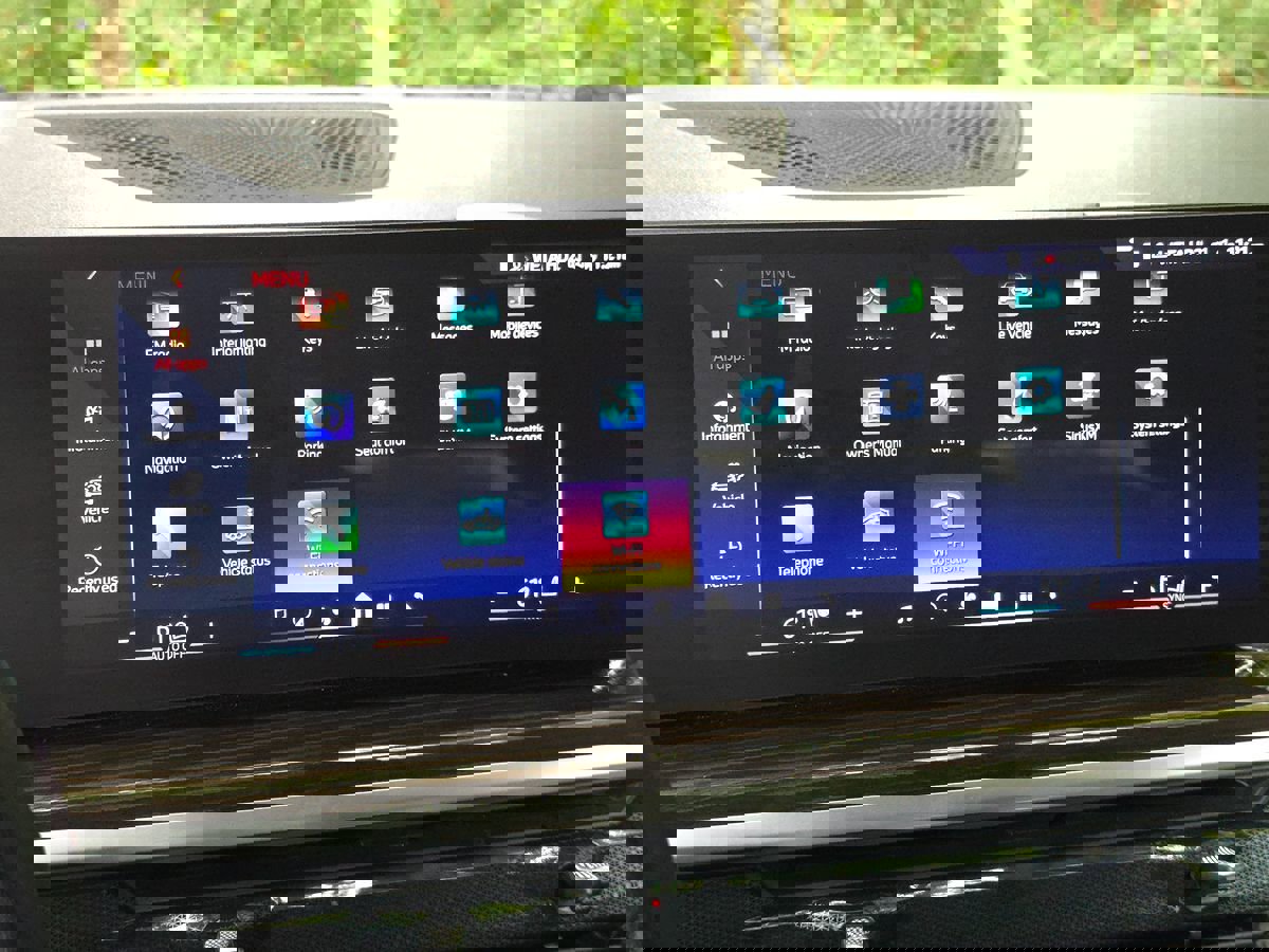 Used 2025 BMW X7 xDrive40i image 45