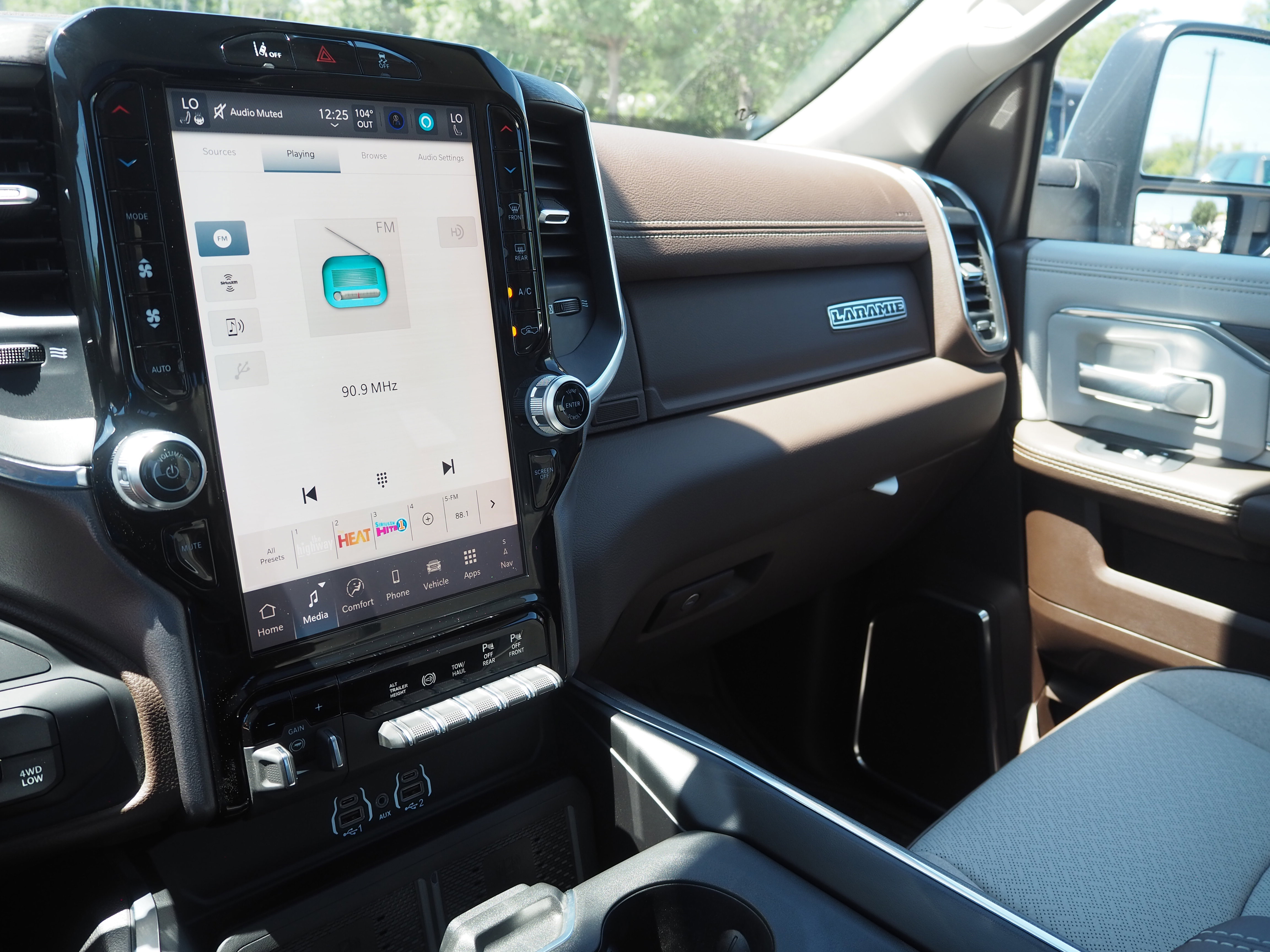 New 2025 RAM 3500 Laramie image 15