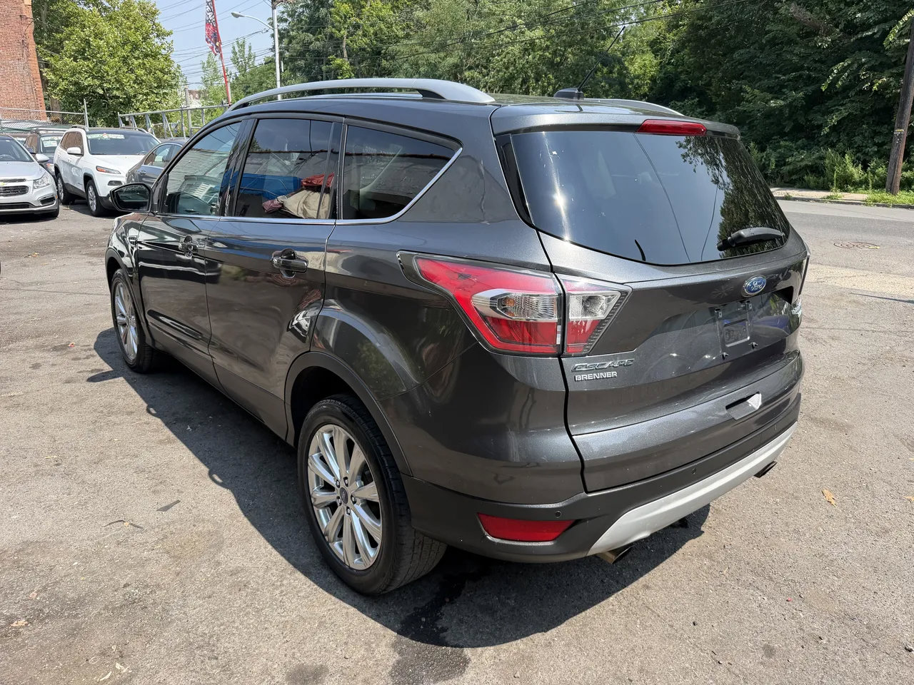 Used 2017 Ford Escape Titanium AWD/4WD image 9